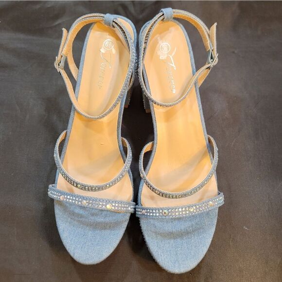 BRAND NEW FOREVER DENIN BLOCK HEEL VERSATILE STUDDED WITH PEARL SANDAL G1 - Picture 4 of 15